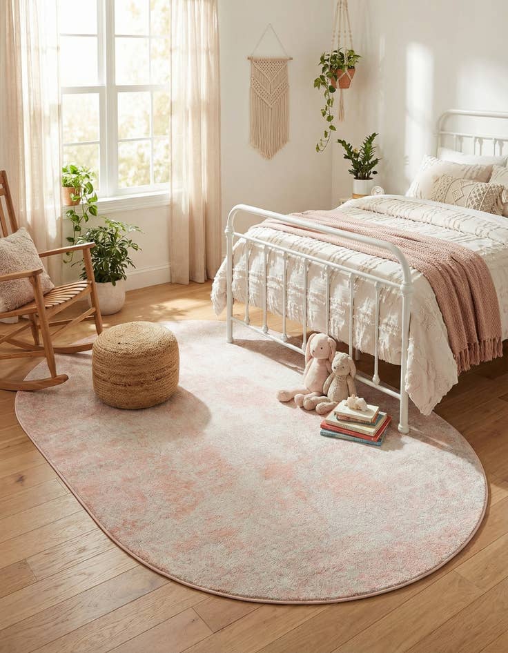 Detail image of  5' 3 x 8' Aurora Oval Rug