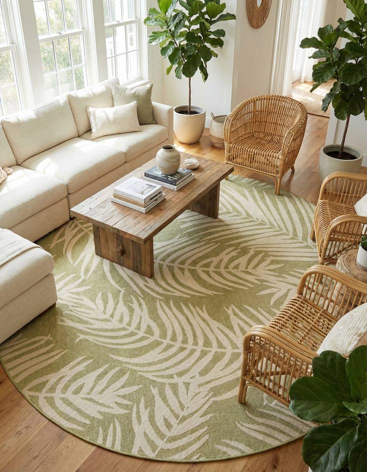 Detail image of 10' 8 x 10' 8 Easy-Clean Botanical Indoor / Outdoor Round Rug