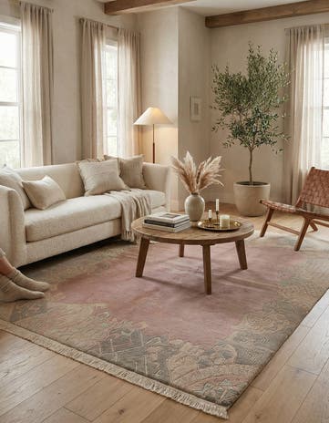 5' 8 x 8' Hand Knotted Tibet Wool Rug