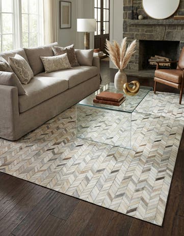 5' 1 x 8' Cowhide Leather Rug