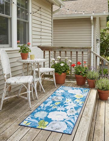2' x 3' 11 Easy-Clean Jill Zarin Caribbean Indoor / Outdoor Runner Rug