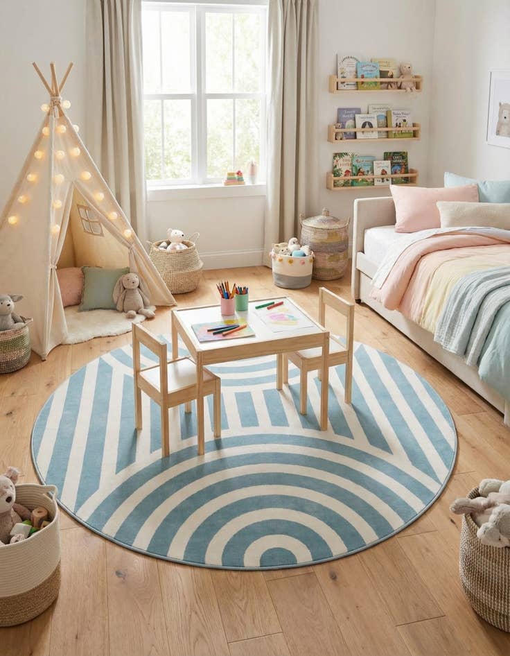 Detail image of 7' 10 x 7' 10 Whimsy Kids Round Rug