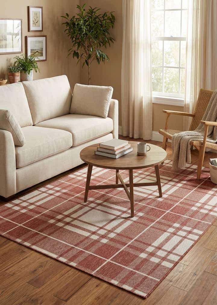 5' 3 x 7' Easy-Clean Checkered Indoor / Outdoor Rug