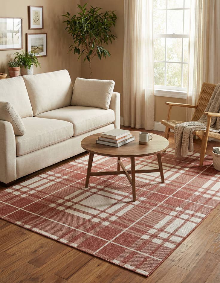 Detail image of 5' 3 x 7'  Washable Checkered Indoor / Outdoor Rug