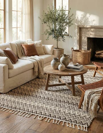 5' 3 x 8' 1 Hand Knotted Moroccan Wool Rug