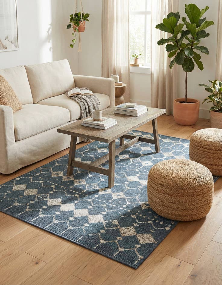 Detail image of 4' x 6'  Washable Trellis Indoor / Outdoor Rug