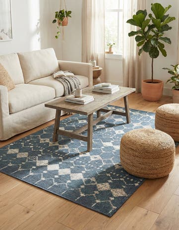 4' x 6' Easy-Clean Lattice Indoor / Outdoor Rug