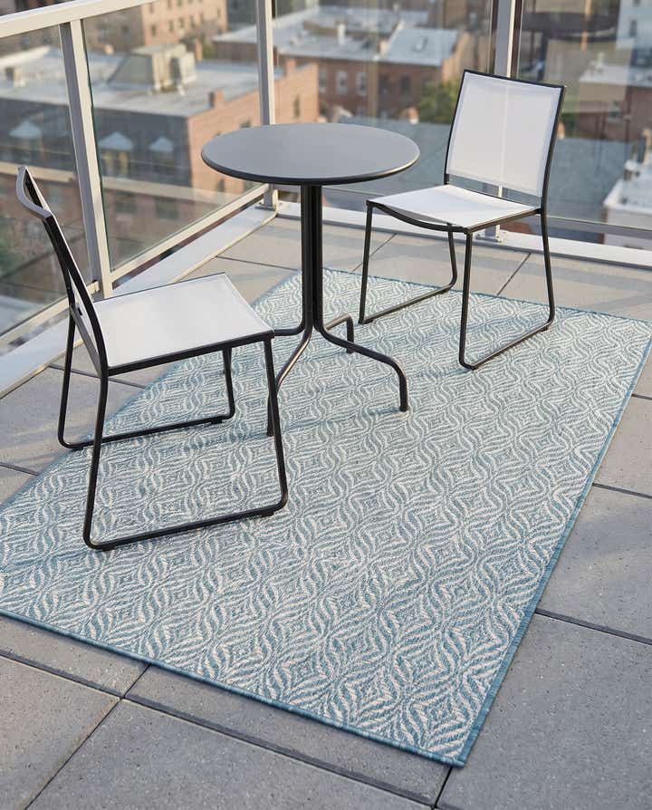 4' x 6' Easy-Clean Trellis Indoor / Outdoor Rug