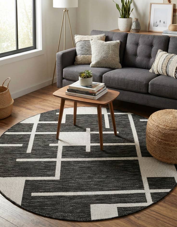 Detail image of  4' x 4'  Washable Modern Indoor / Outdoor Round Rug
