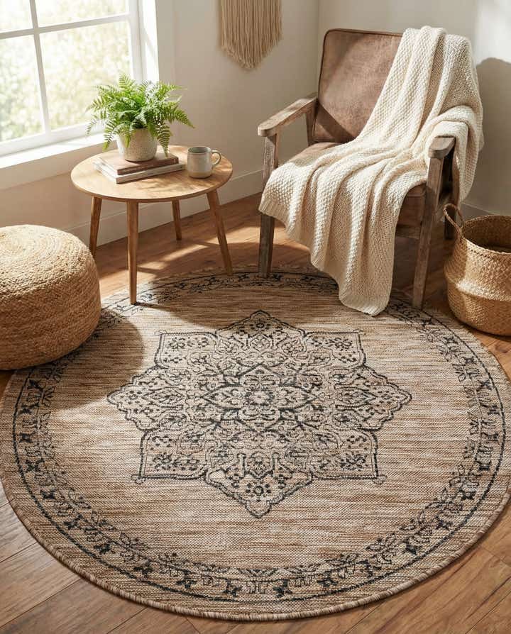 4' x 4' Easy-Clean Traditional Indoor / Outdoor Round Rug