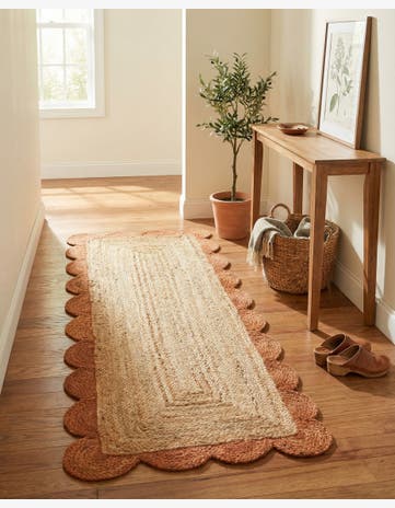 Natural and Terracotta Handmade Scallop Braided Jute Runner Rug