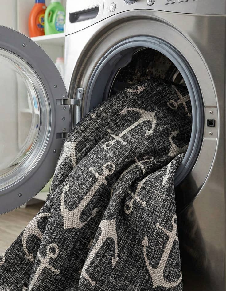 Detail image of 5' 3 x 5' 3  Washable Coastal Indoor / Outdoor Round Rug