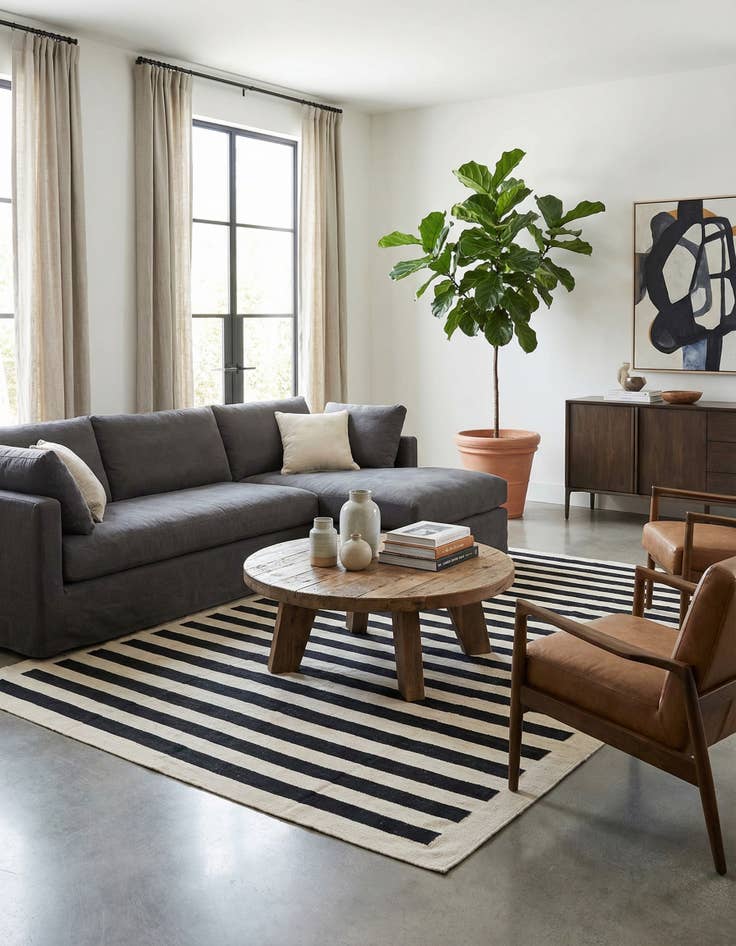 Detail image of 6' 6 x 9' 8  Hand Woven Kilim Modern Wool Rug