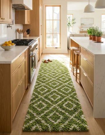 Green Lattice Shag Runner Rug