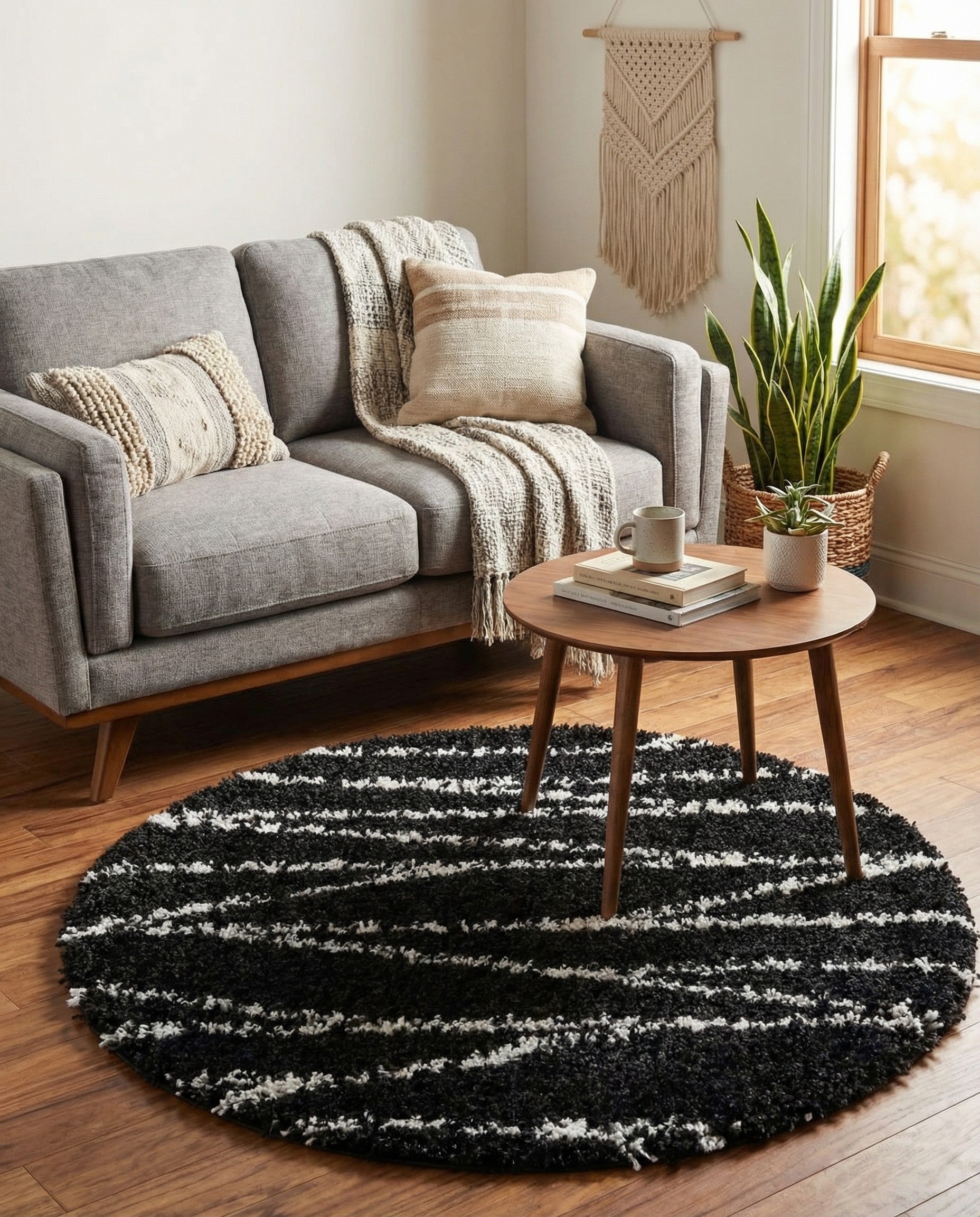  3' 3 x 3' 3 Serenity Shag Round Rug