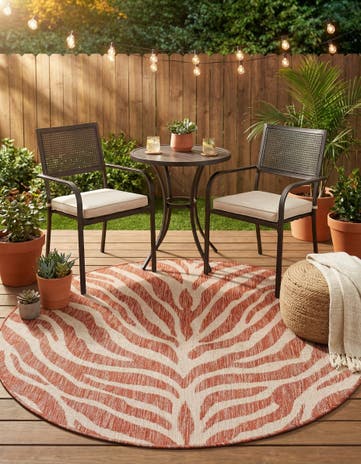 Rust Red Easy-Clean Safari Indoor / Outdoor Round Rug
