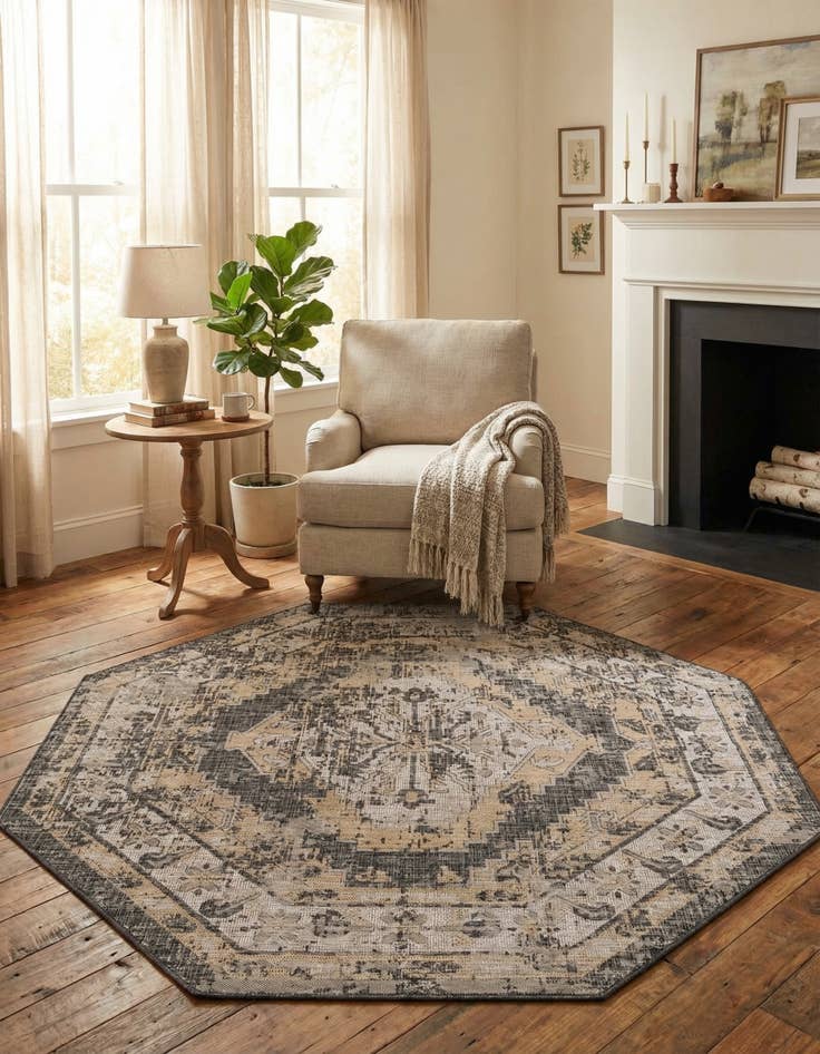 Detail image of 7' 10 x 7' 10 Easy-Clean Traditional Indoor / Outdoor Octagon Rug