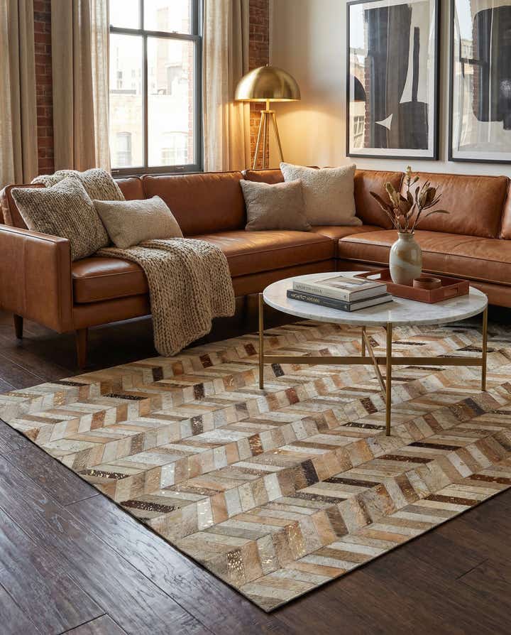 5' 1 x 8' Cowhide - Patchwork Rug