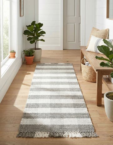Gray Easy-Clean Eco Plaid Washable Indoor / Outdoor Runner Rug
