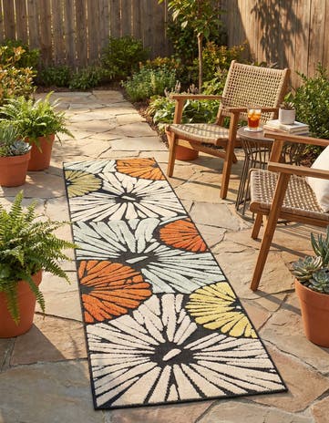 2' 7 x 10' Easy-Clean Casablanca Indoor / Outdoor Runner Rug
