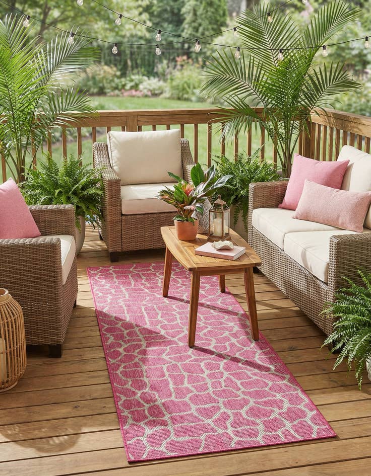 Detail image of 2' 7 x 10' Easy-Clean Safari Indoor / Outdoor Runner Rug