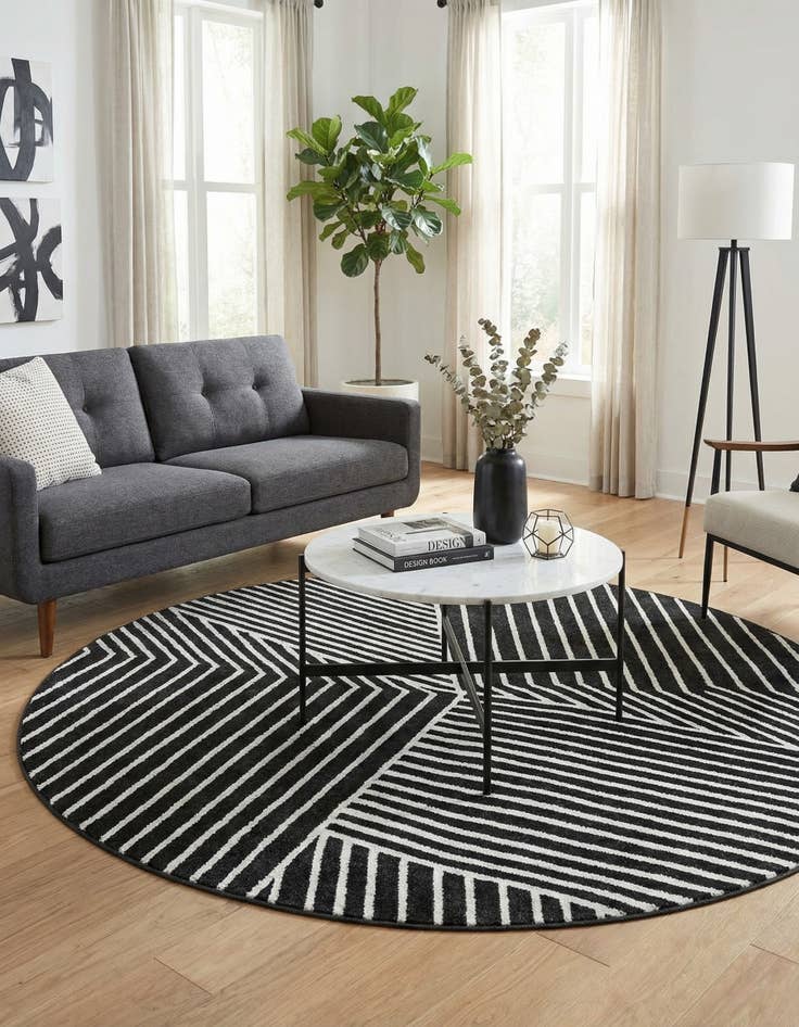 Detail image of 7' 10 x 7' 10 Oslo Round Rug