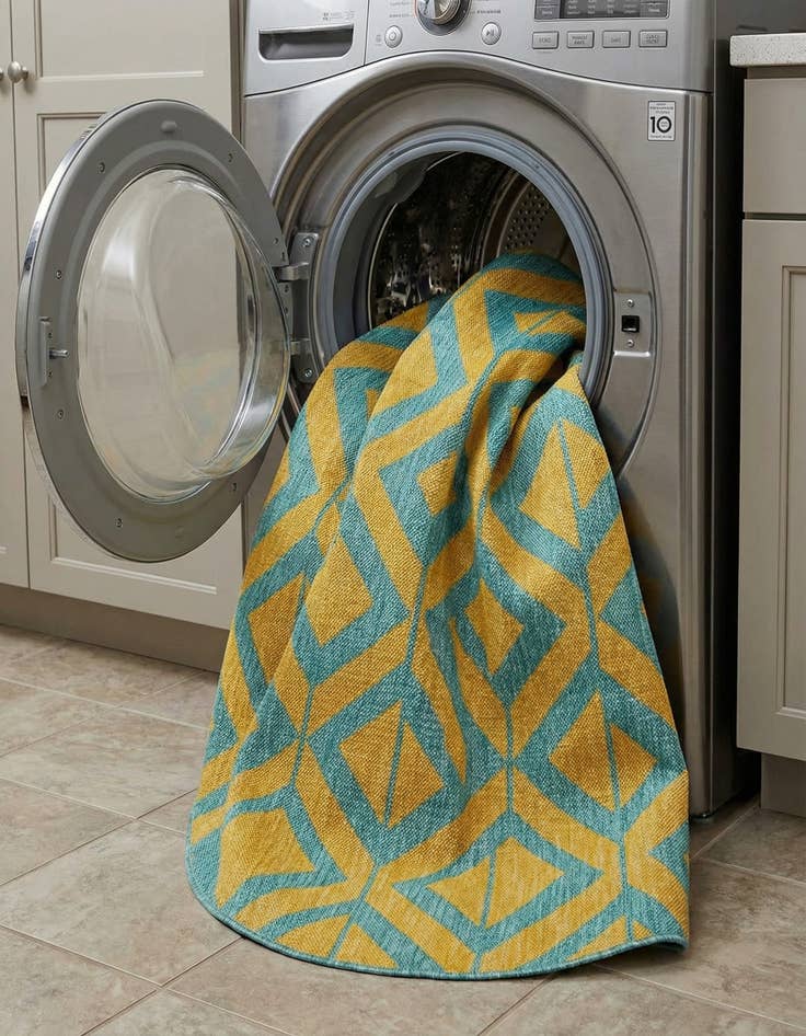 Detail image of 5' 3 x 8'  Washable Jill Zarin Napa Indoor / Outdoor Oval Rug