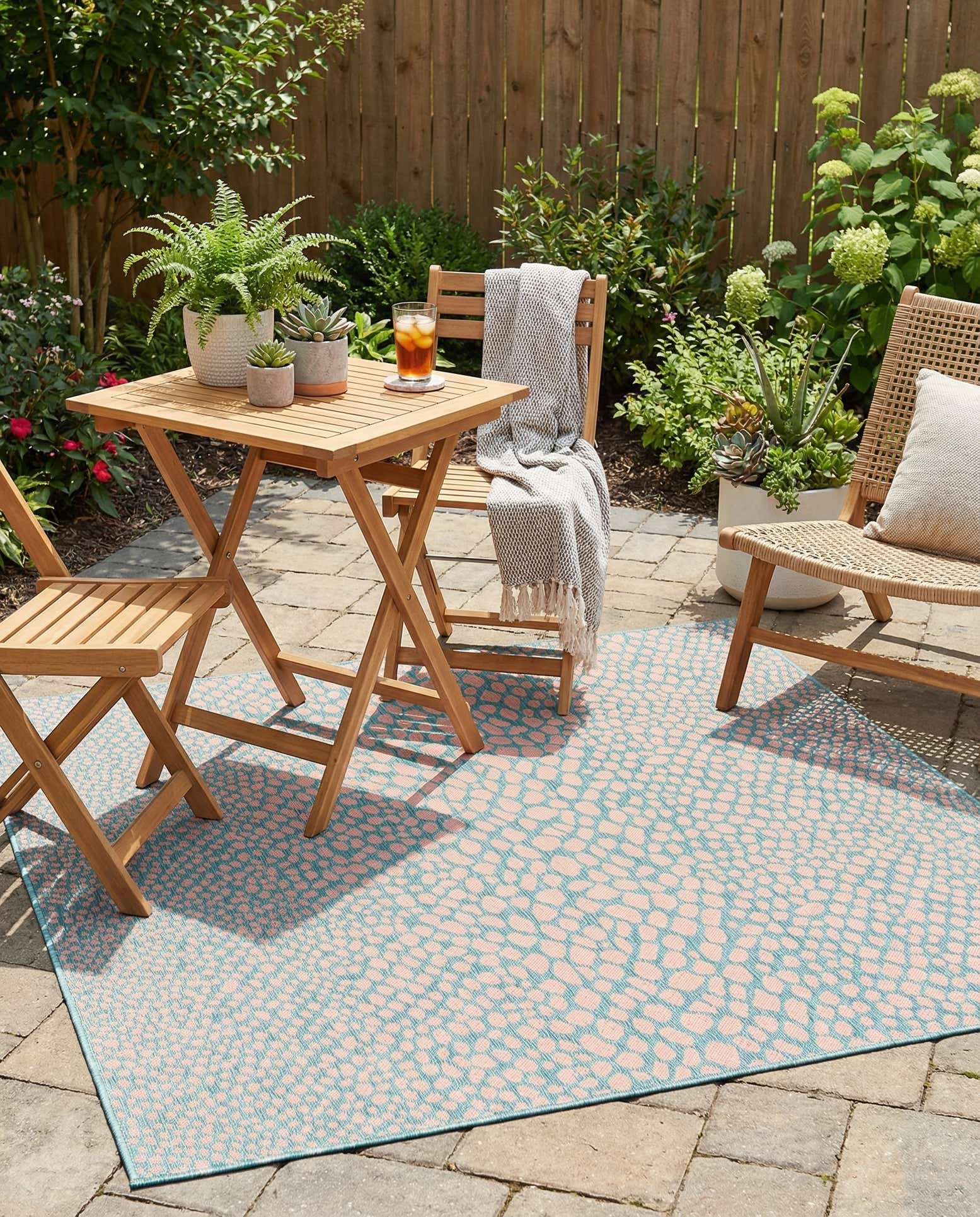 7' 10 x 7' 10 Easy-Clean Jill Zarin Cape Town Indoor / Outdoor Square Rug