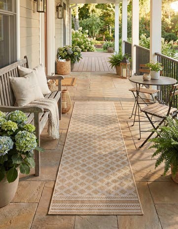 Natural Easy-Clean Lattice Indoor / Outdoor Runner Rug