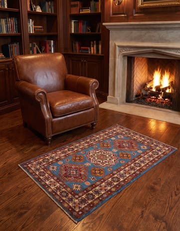 2' 7 x 4' 2 Hand Knotted Kazak Rug