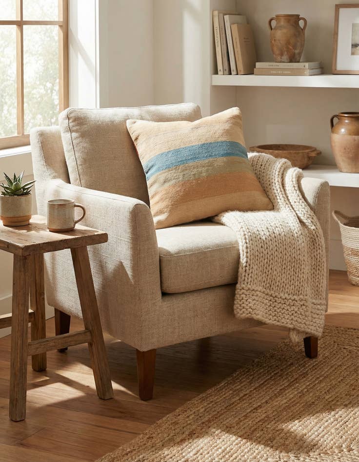 Detail image of 1' 7 x 1' 8  Hand Woven Pillow Wool Square Rug