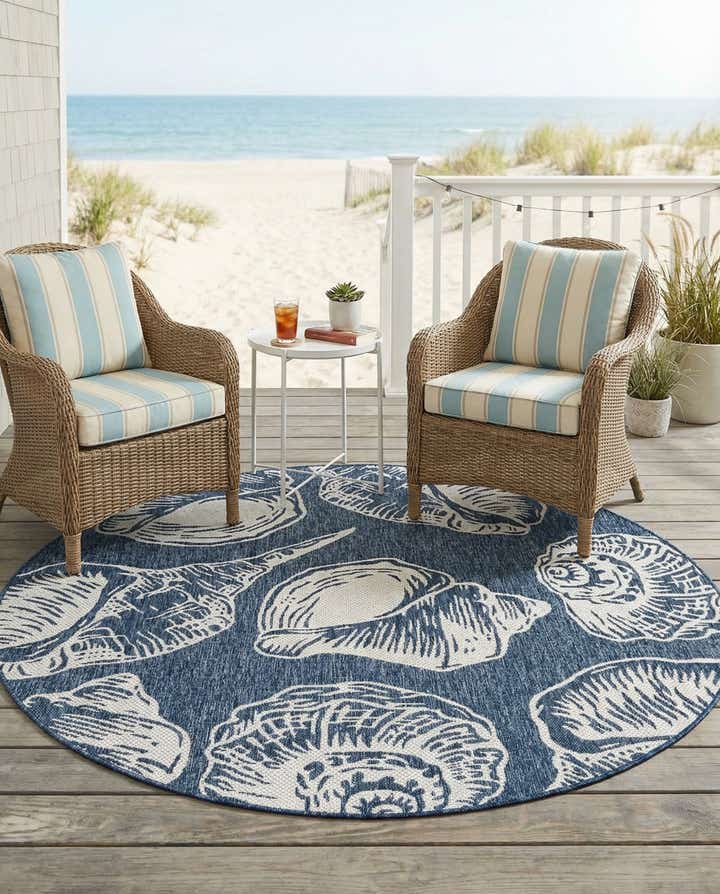6' x 6' Easy-Clean Coastal Indoor / Outdoor Round Rug