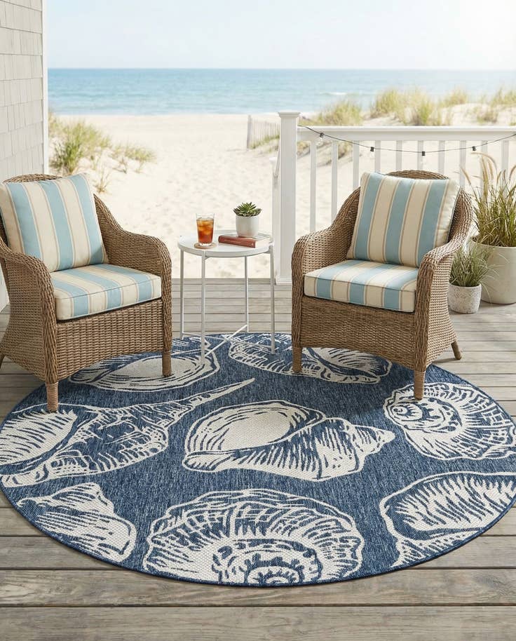 Detail image of 6' x 6' Easy-Clean Coastal Indoor / Outdoor Round Rug