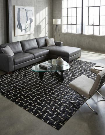 8' 2 x 10' Cowhide Leather Rug
