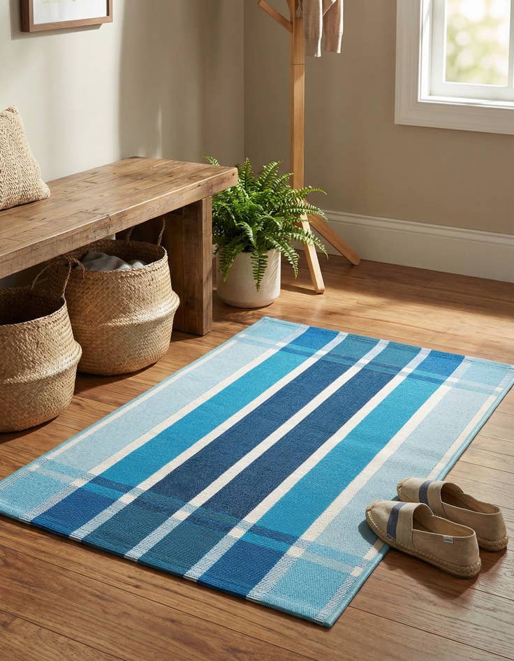 Detail image of 2' x 3' Easy-Clean Striped Indoor / Outdoor Rug