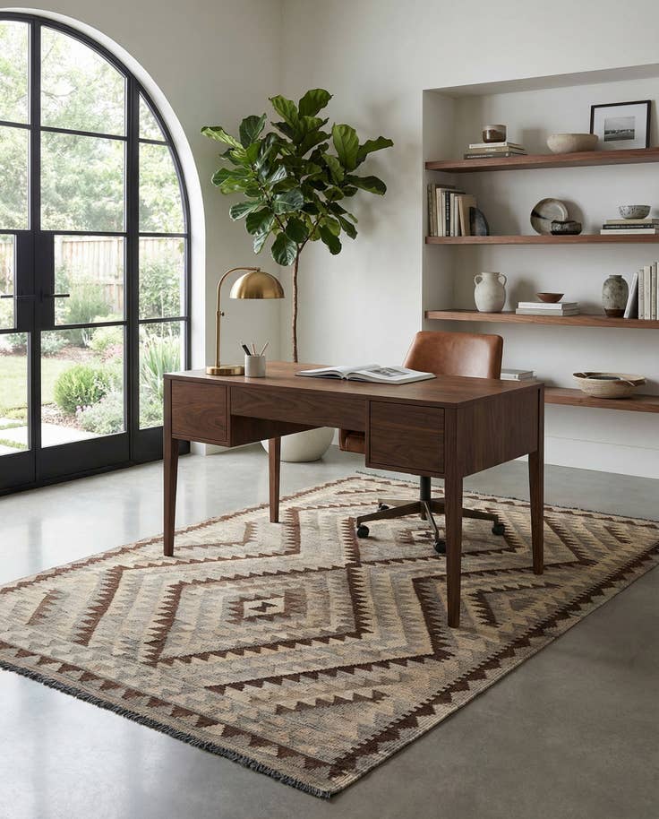 Detail image of 4' 1 x 6' 3 Hand Woven Kilim Maymana Wool Rug
