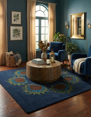 7' 5 x 7' 6 Luna Square Rug