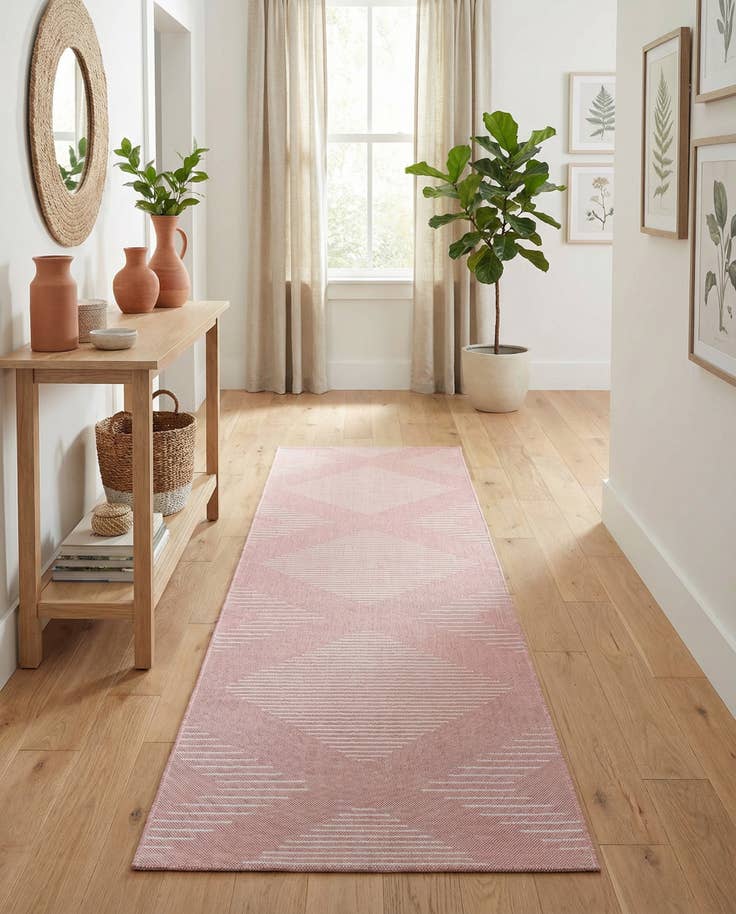 Detail image of 2' 7 x 12' Easy-Clean Modern Indoor / Outdoor Runner Rug
