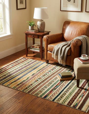 3' 4 x 4' 10 Hand Knotted Darya Rug