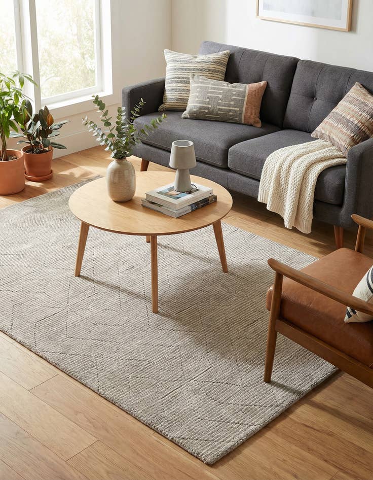 Detail image of  4' 1 x 6' 1 WoolCraft Geometric Rug