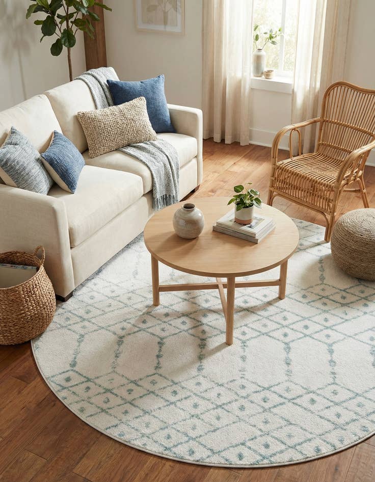 Detail image of 5' 3 x 5' 3 Paxon Trellis Round Rug