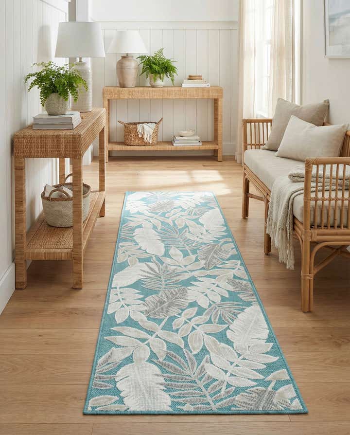2' 2 x 8' Easy-Clean Botanical Indoor / Outdoor Runner Rug