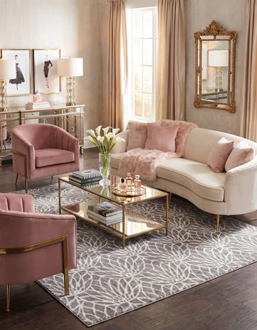 7' 10 x 7' 10 Marilyn Monroe™ Glam Dahlia Square Rug