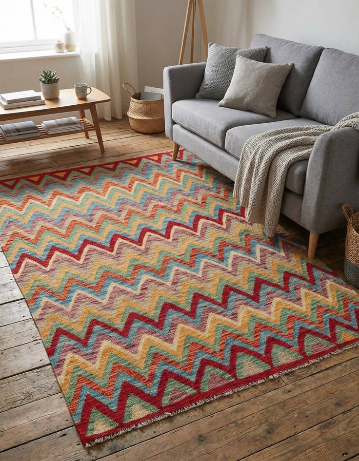 Detail image of 4' 5 x 6'  Hand Woven Kilim Maymana Wool Rug