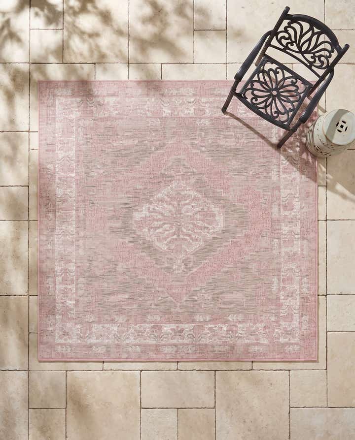 5' 3 x 5' 3 Easy-Clean Traditional Indoor / Outdoor Square Rug