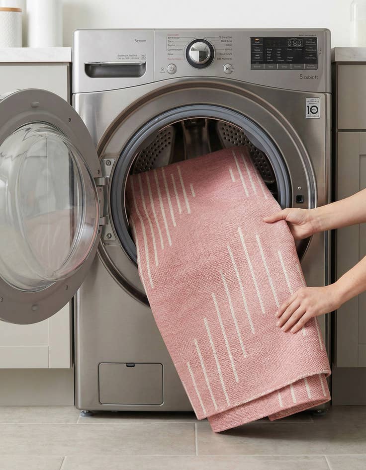 Detail image of  7' 10 x 10'  Washable Modern Indoor / Outdoor Rug