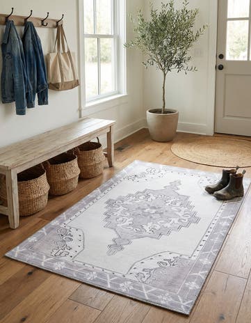 3' 6 x 5' 6 Washable Timeless Rug