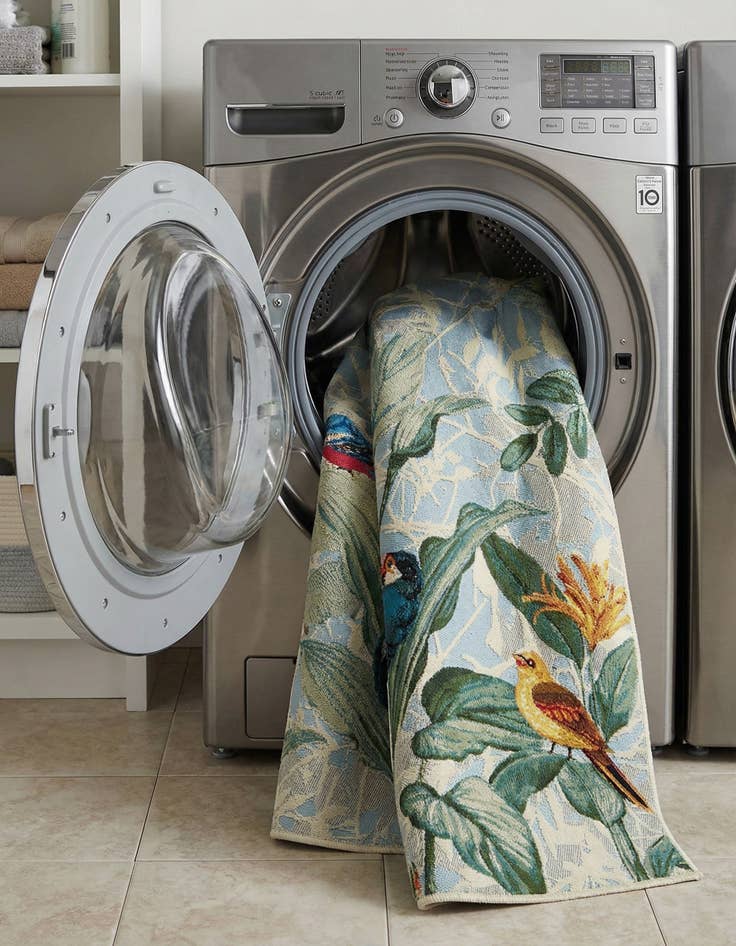 Detail image of  6' x 9'  Washable Botanical Indoor / Outdoor Rug