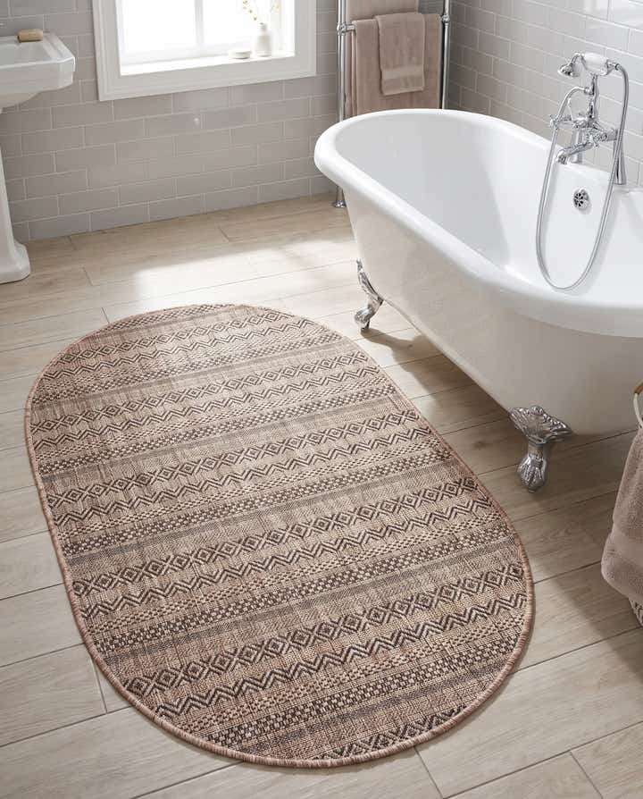 3' x 5' 3 Easy-Clean Striped Indoor / Outdoor Oval Rug