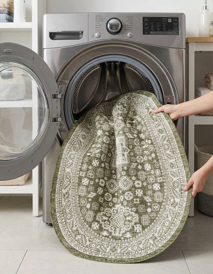 Detail image of 5' 3 x 8'  Washable Aztec Indoor / Outdoor Oval Rug